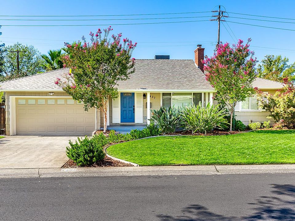 1st image of 2437 Parkwood Dr
