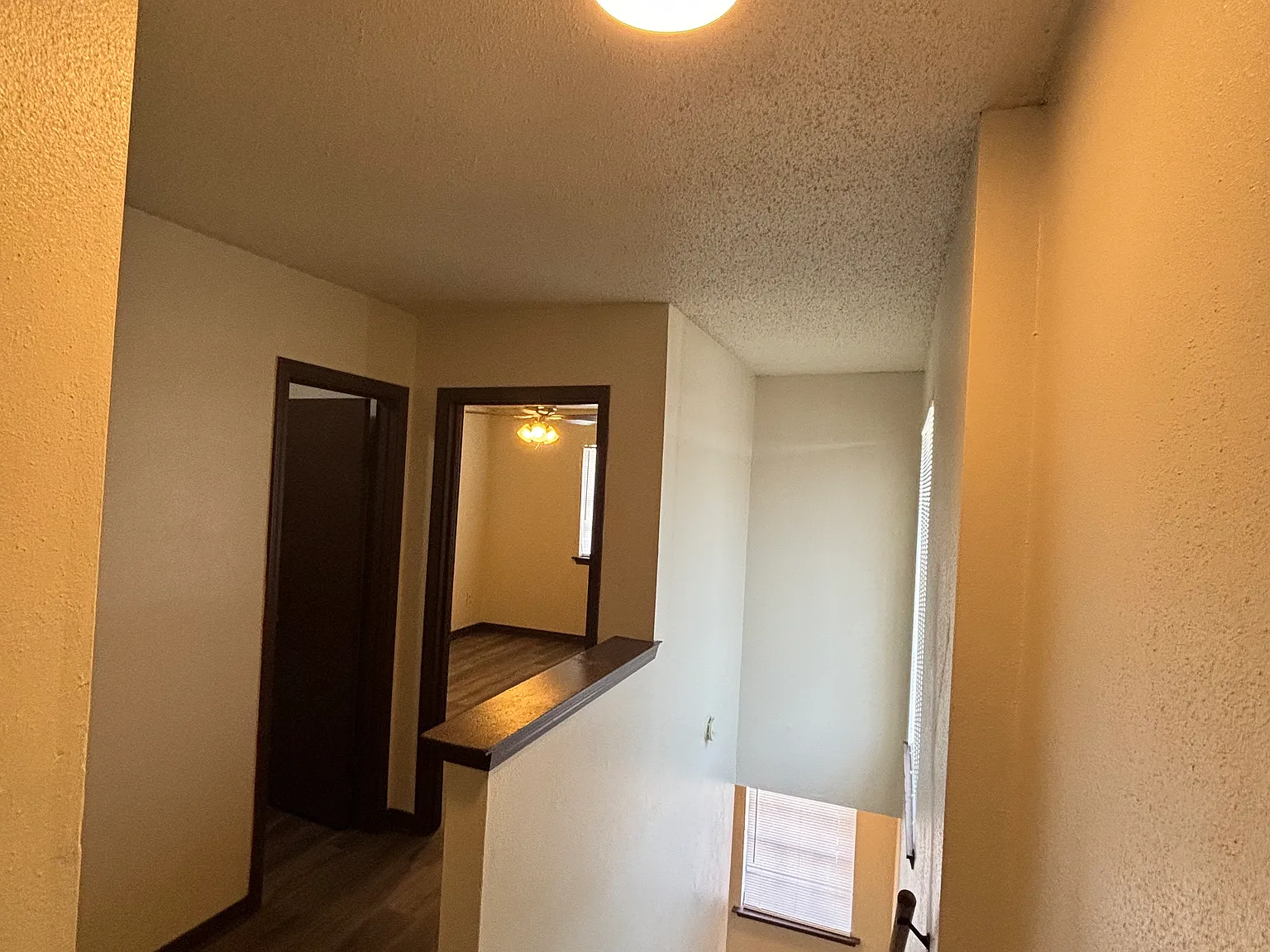 2 bed, 1.5 bath, 1200 sqft, $1,150 — Photo 4