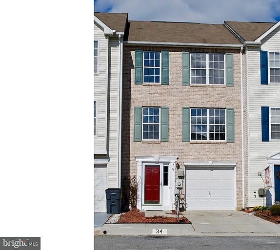 1st image of 34 Versailles Ct