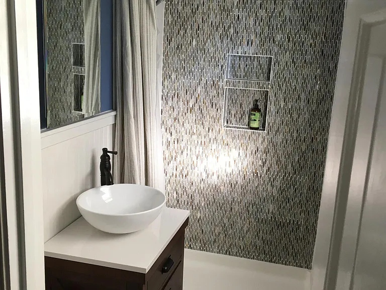Master bathroom completely renovated and updated