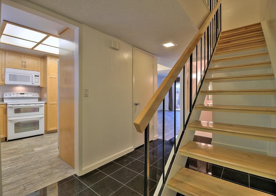 1st image of 777 Hollenbeck Ave APT 17Z