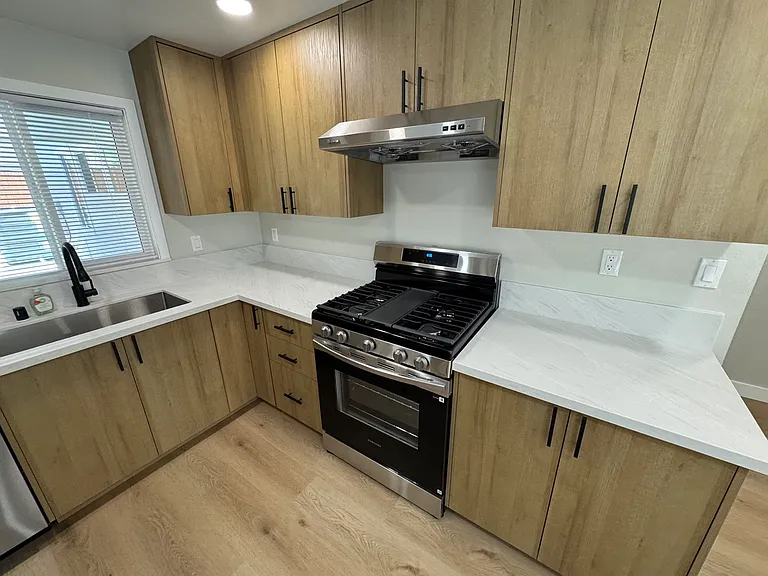 8932 Grand Ave — Photo 22