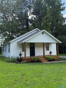 611 4th St NW, Arab, AL, 35016