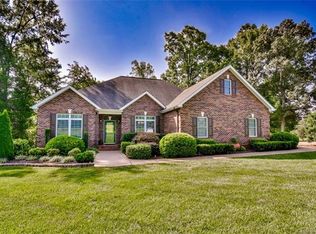 166 Cedar Lake Dr, Statesville, NC 28625