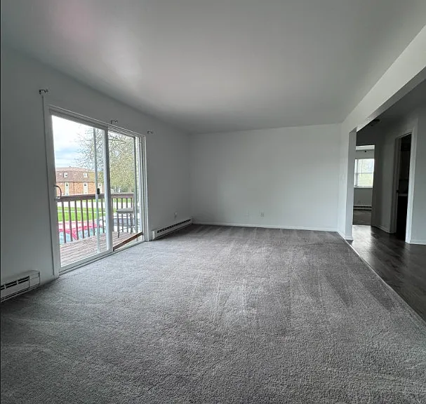 2022 Lawrence Ave #8 — Photo 7