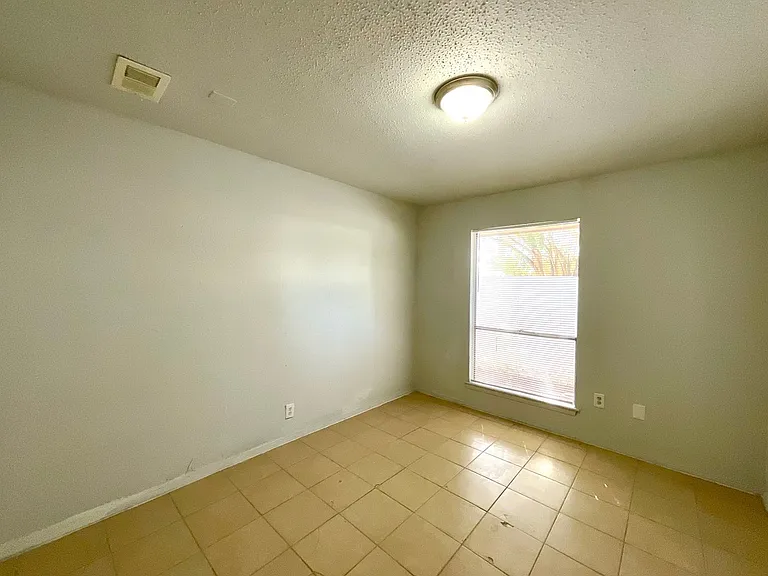 7237 Glen Bay — Photo 25
