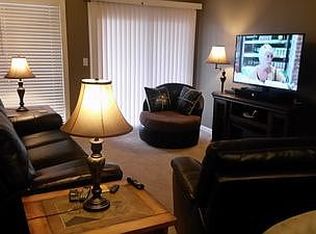 289 Notch Ln, Branson West, MO 65737