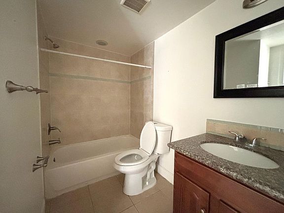 5th image of 1916 SW 11th St APT 12