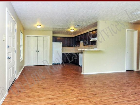 5th image of 608 San Pedro Dr #A