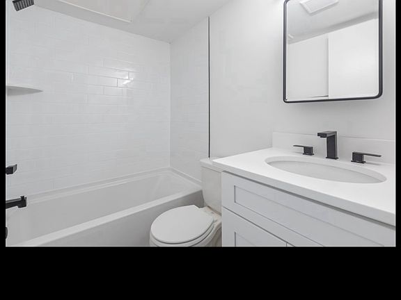 5th image of 207 S Patrick St #208