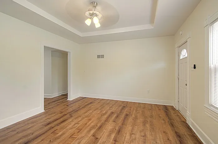 2 bed, 1.0 bath, 970 sqft, $1,550 — Photo 4