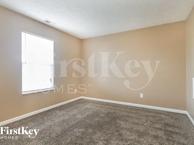 2243 Tanya Dr — Photo 13
