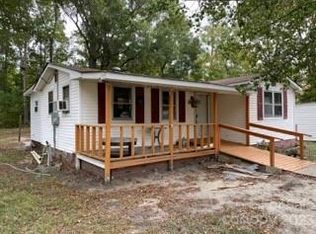 1218 Hammond Carnes Rd, Lancaster, SC 29720