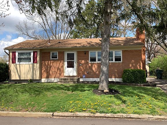 2nd image of 3986 E Livingston Ave