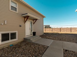 40 W Cougar Cv N #4, Lethbridge, AB T1H5V4