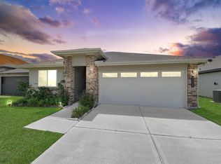7311 Lakeway Bluff Ln, Richmond, TX 77407