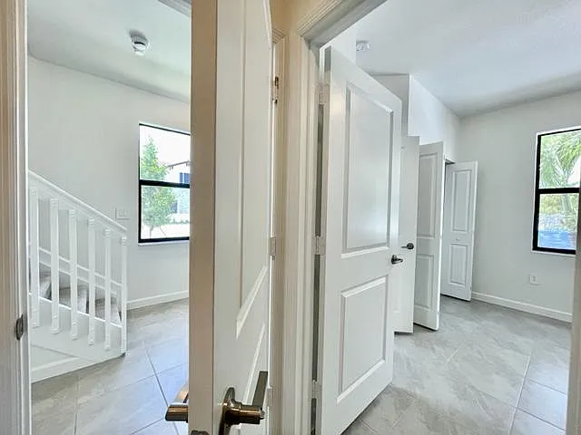 11719 SW 246th Ter — Photo 8