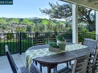 2616 Ptarmigan Dr APT 4, Walnut Creek, CA 94595
