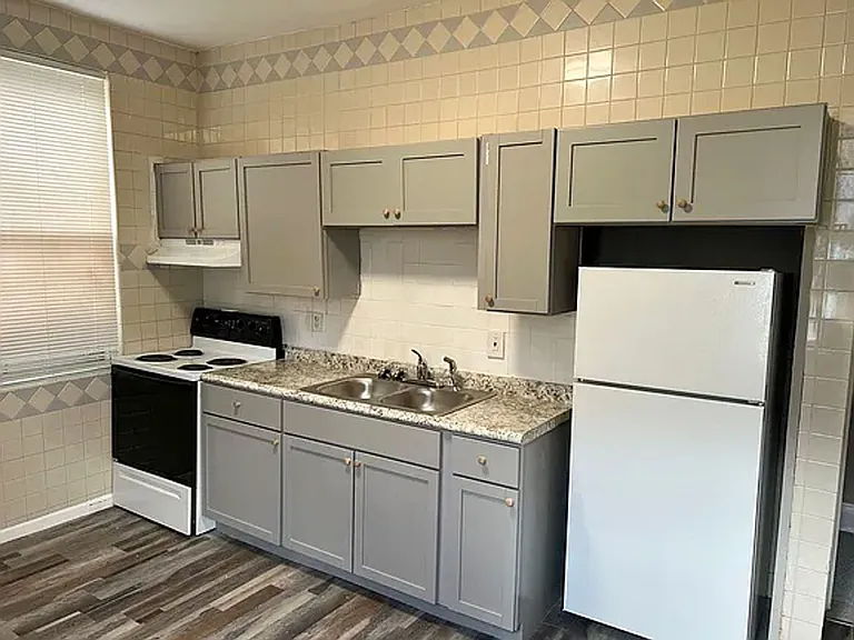 3643 W 8th St #1 — Photo 6