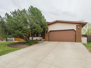 6317 187th St NW, Edmonton, AB T5T 2R7