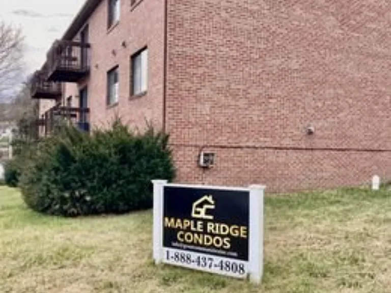 410 Maple Ave #H — Photo 5