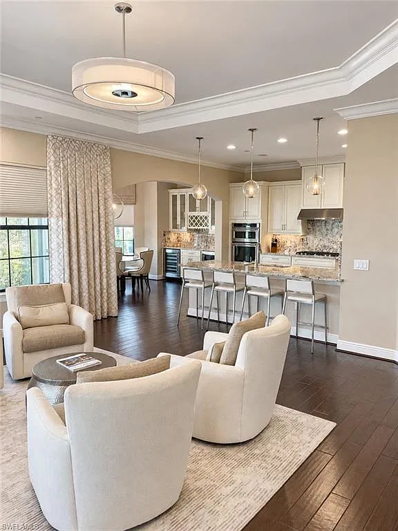 3 bed, 3.5 bath, 2930 sqft, $16,500 — Photo 4