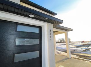 3311 20th Ave NW, Minot, ND 58703