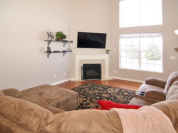 4th image of 16336 Bay Meadow Cir