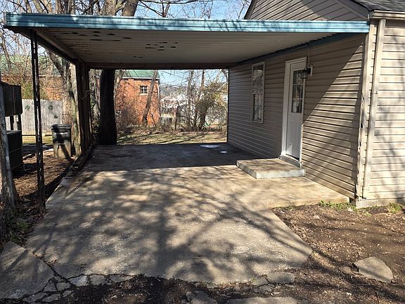 2nd image of 1225 Greenfield Dr