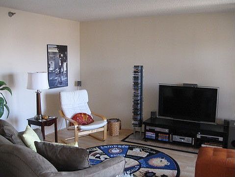 5th image of 78 10th St E Unit 1509