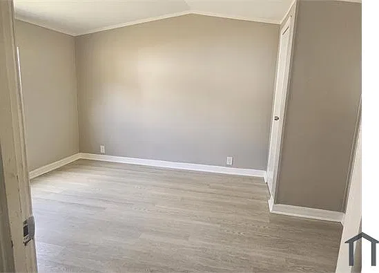 2 bed, 900 sqft, $1,250 — Photo 2