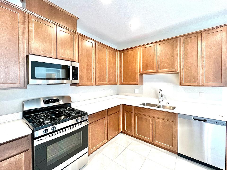1st image of 667 Solar Citrine St