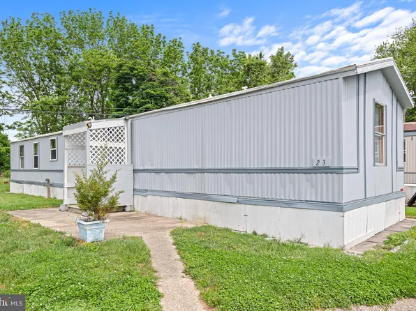 1131 S Bay Rd Trailer 23, Dover, DE 19901