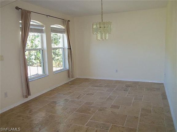 3rd image of 1220 Sunrise Blvd