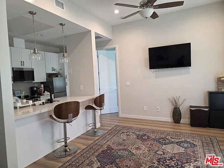 2503 Phelan Ln — Photo 6