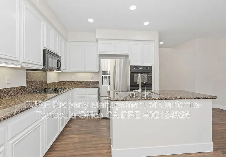 29754 Maxmillian Ave — Photo 7