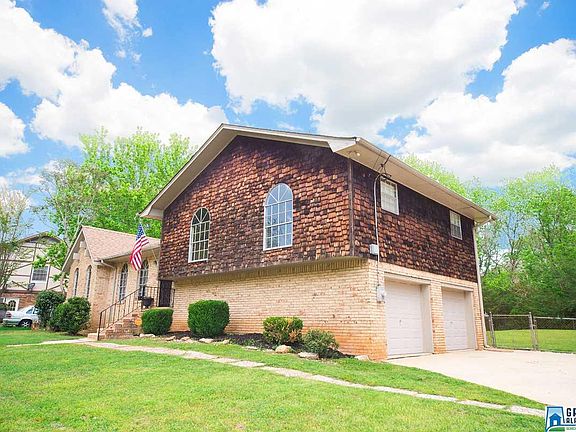 2nd image of 2021 Carraway Ln