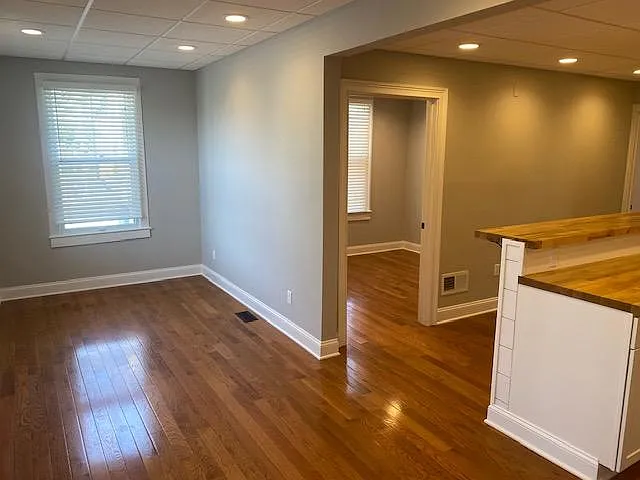 33 Harding Rd