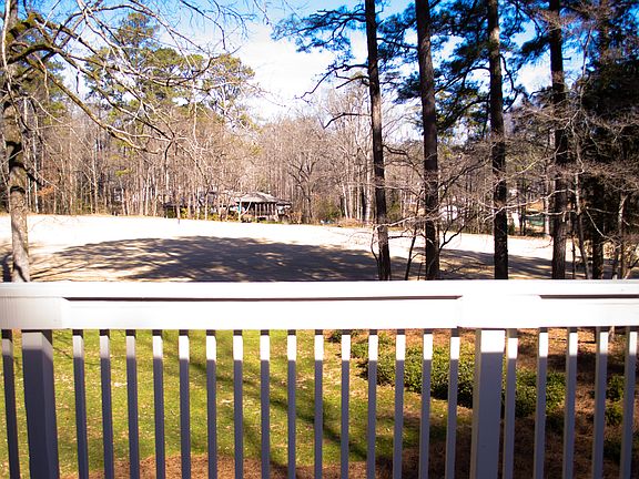 5th image of 518 Golf View Dr