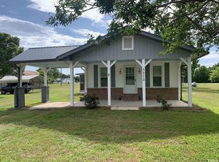 5272 Fairground Rd, Dunn, NC 28334