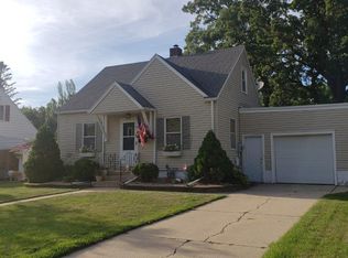 1909 5th Ave NE, Austin, MN 55912