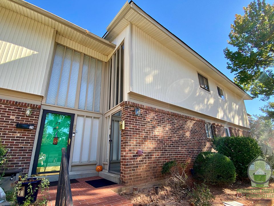 1st image of 26 Briarglen Pl #1