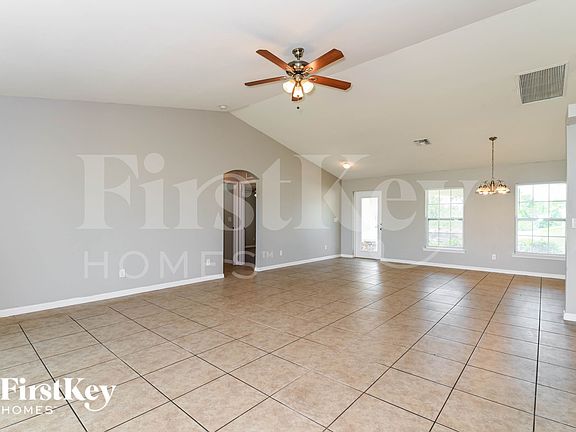 4th image of 1909 NW 17th Ter