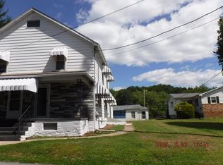 53 Humphrey St, Old Forge, PA 18518