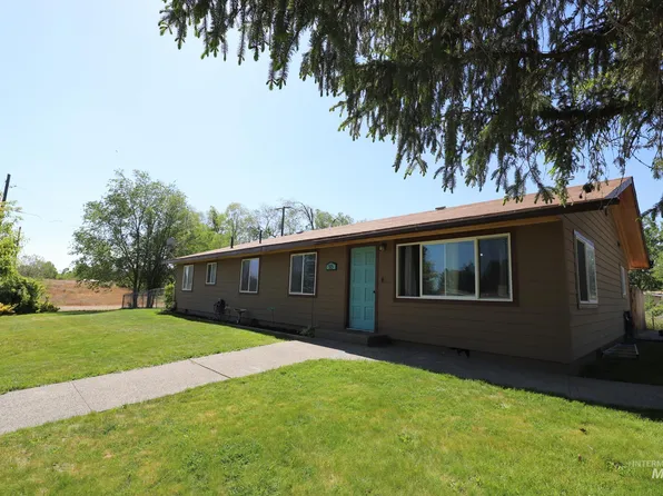515 W 7th St, Shoshone, ID 83352
