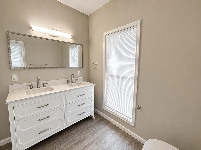 704 Axtell St — Photo 2