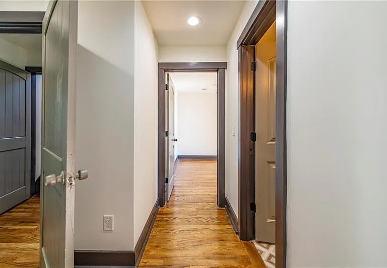 767 Terry St SE #B — Photo 15