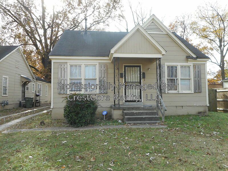 1st image of 2421 Lamar Cir