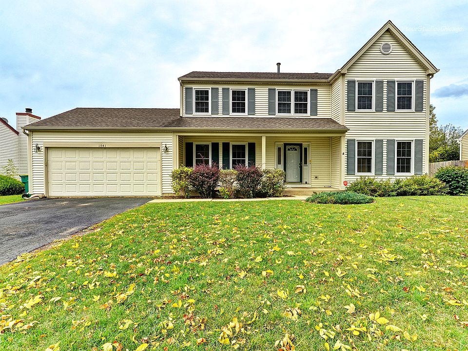 1st image of 1941 Sprucewood Ln