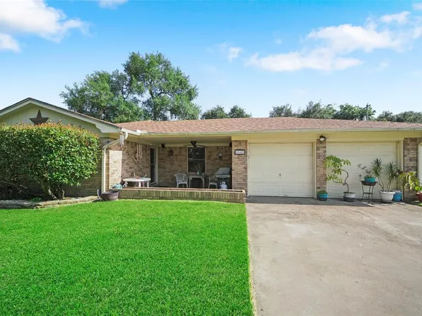 2813 6th Ave N, Texas City, TX 77590